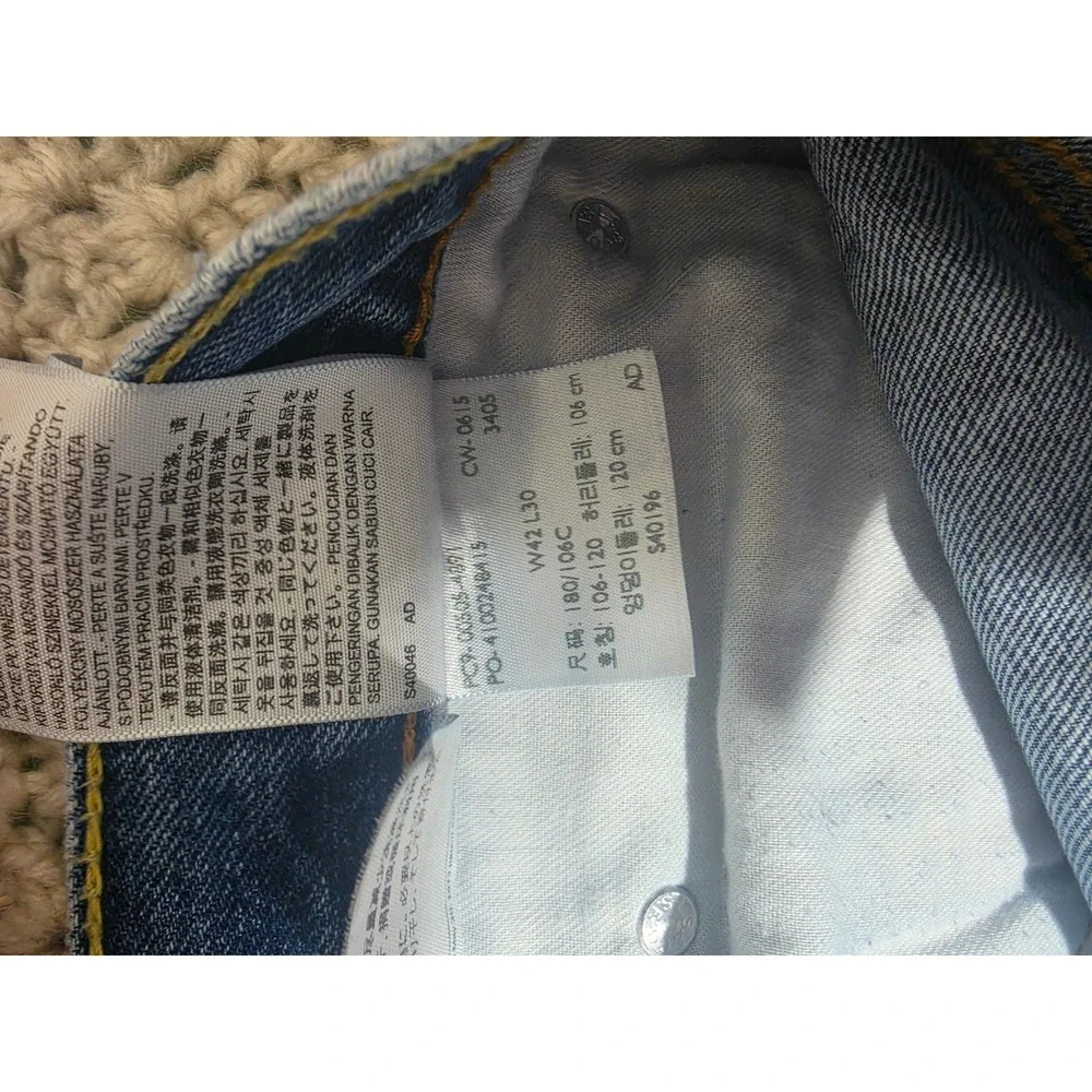 Levi's 505 Regular Fit Jeans Mens 42x30 Blue Excellent Straight Leg Denim